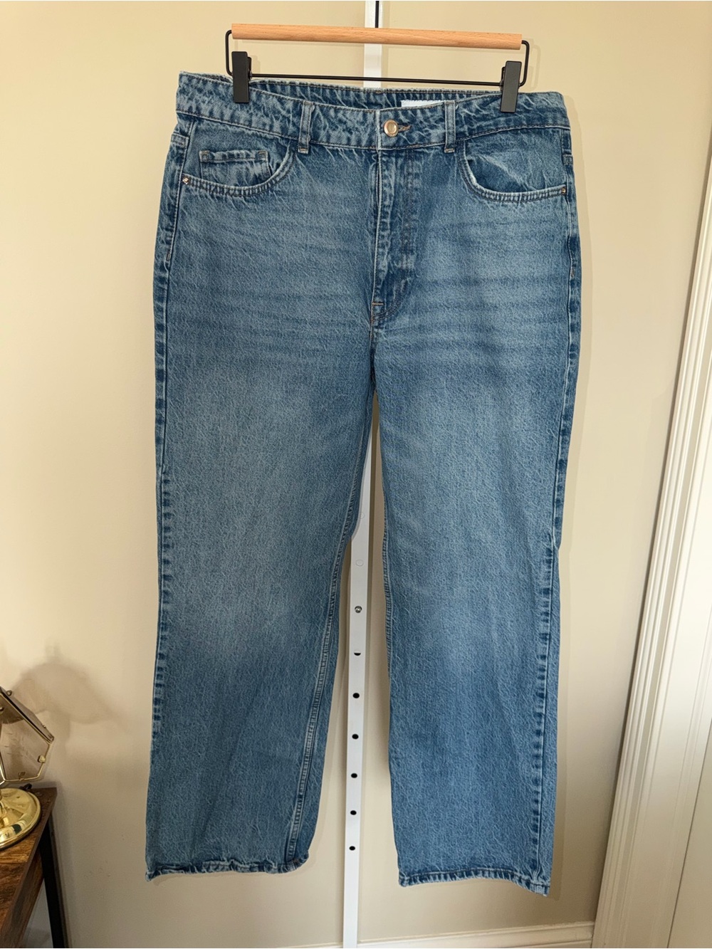 Zara High Rise Wide Leg Jeans Size 12 Light Wash Denim Relaxed Fit
